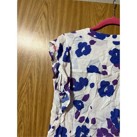 Cabi Purple & Blue Floral Top Woman’s Size Medium - Picture 9 of 10